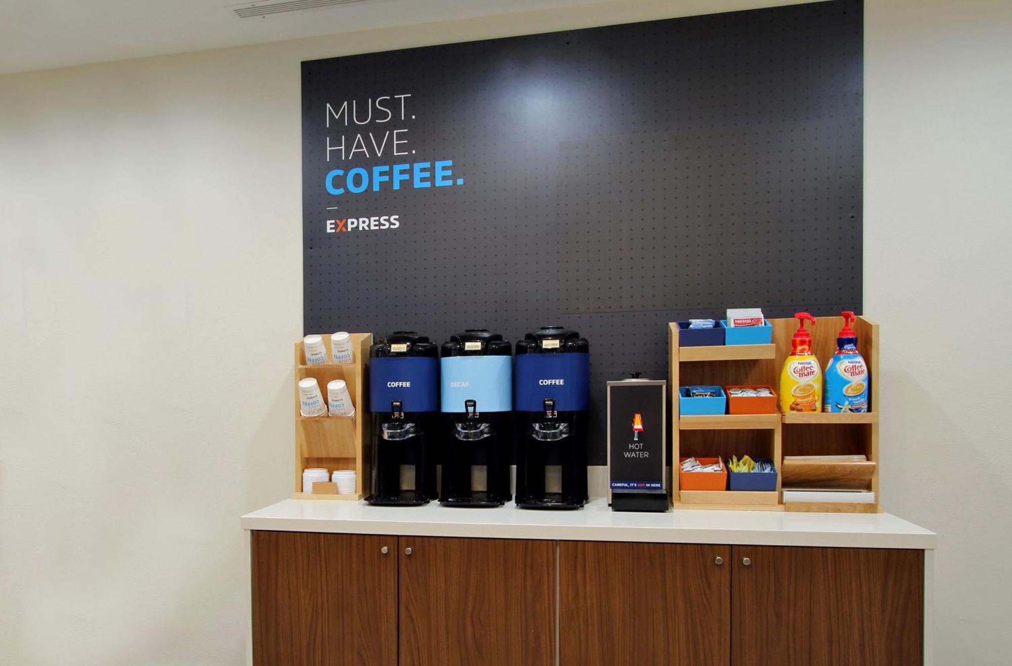 Holiday Inn Express & Suites Greenville Airport I85 By Ihg Bagian luar foto
