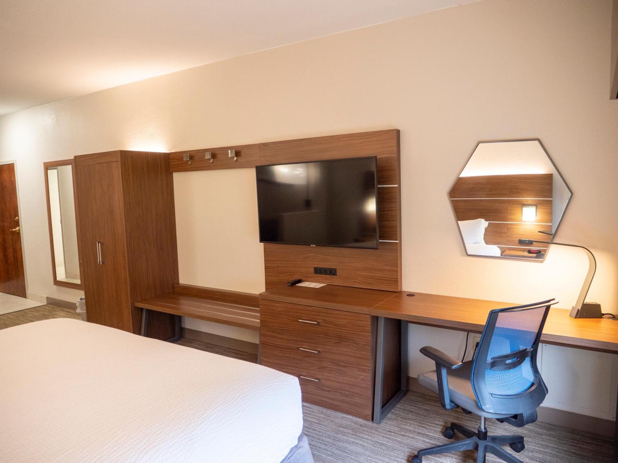 Holiday Inn Express & Suites Greenville Airport I85 By Ihg Bagian luar foto